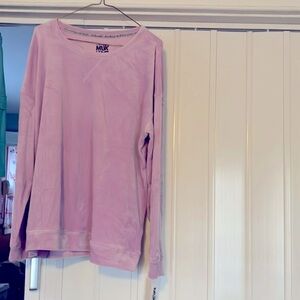 Muk Luks , super soft, wants me purple top